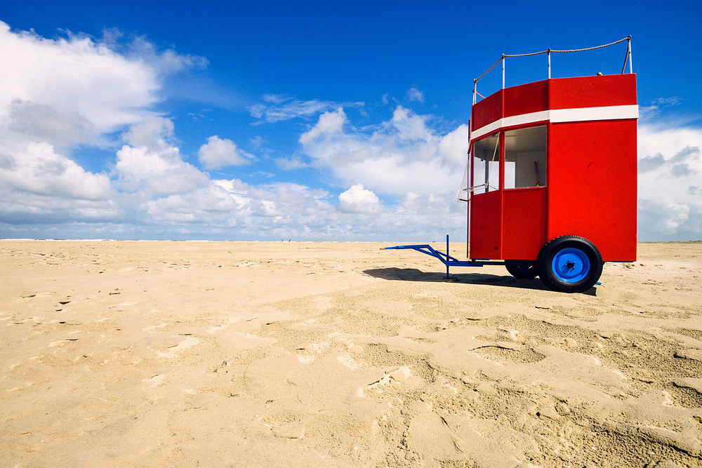 Badekarre am Strand von Borkum