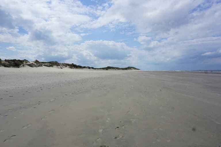 Mehr über den Artikel erfahren Enstehung der Sandstrände von Borkum