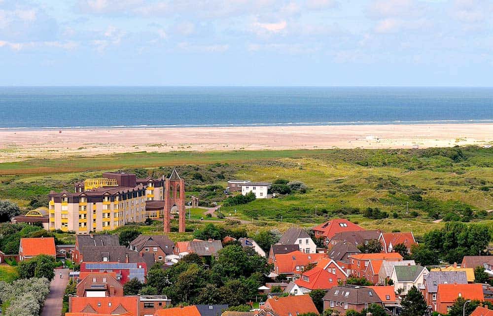 Kaap von Borkum vor der Knappschaft Klinik